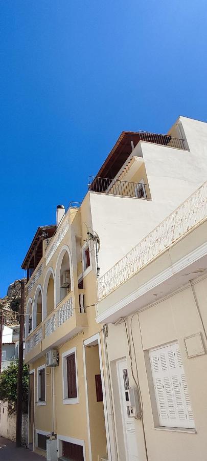 Captain's Mermaid Houses, Karpathos Town (Pigadia)